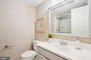 1616 Sherwood Hall Ln, Alexandria, VA 22306 - Photo 45