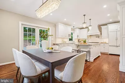 1616 Sherwood Hall Lane, Alexandria, VA 22306 - Photo 17