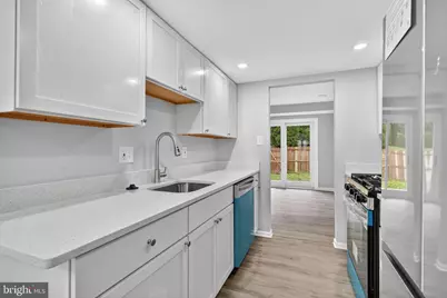 7419 Larne Lane, Lorton, VA 22079 - Photo 5