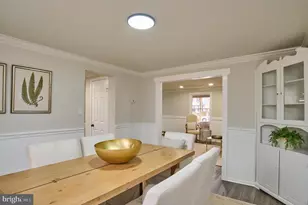 13032 Monterey Estates Dr, Herndon, VA 20171 - Photo 11