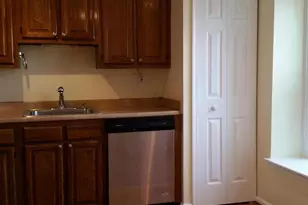 14427 Four Chimney Dr, Centreville, VA 20120 - Photo 5