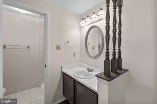 6832 Heatherway Ct, Alexandria, VA 22315 - Photo 23