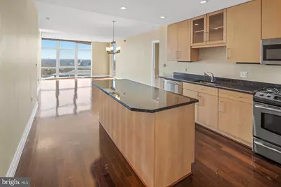 8220 Crestwood Heights Drive #1215, McLean, VA 22102 - Photo 5