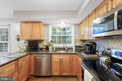 10848 Burr Oak Way, Burke, VA 22015 - Photo 11