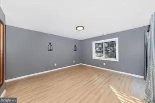 2112 Pimmit Dr, Falls Church, VA 22043 - Photo 21