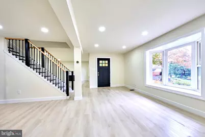 1904 Lamson Place, McLean, VA 22101 - Photo 9