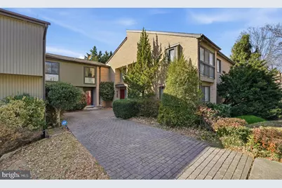 3152 Eakin Park Court, Fairfax, VA 22031 - Photo 1