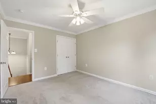 3152 Eakin Park Ct, Fairfax, VA 22031 - Photo 25