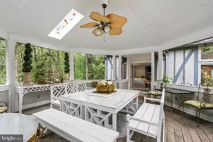 10205 Cedar Pond Dr, Vienna, VA 22182 - Photo 5