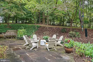 9706 Beach Mill Rd, Great Falls, VA 22066 - Photo 35