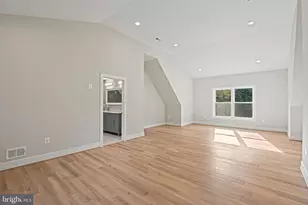 10900 Hunter Station Rd, Vienna, VA 22181 - Photo 67