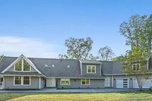 10900 Hunter Station Rd, Vienna, VA 22181 - Photo 3