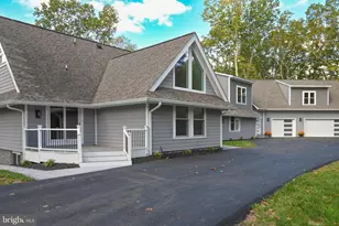 10900 Hunter Station Rd, Vienna, VA 22181 - Photo 91