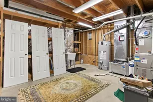 6209 Waterlily Ct, Alexandria, VA 22310 - Photo 55