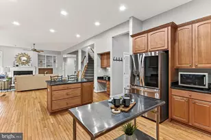 6209 Waterlily Ct, Alexandria, VA 22310 - Photo 21