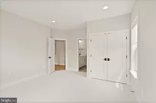 8217 Bucknell Dr, Vienna, VA 22180 - Photo 45