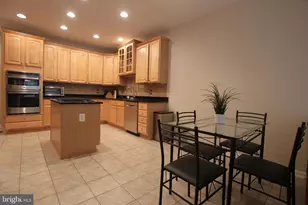 8532 Barrow Furnace Ln, Lorton, VA 22079 - Photo 13