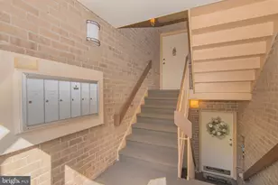 1665 Parkcrest Cir, Reston, VA 20190 - Photo 25