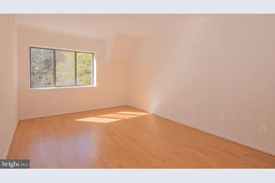 1665 Parkcrest Circle #301, Reston, VA 20190 - Photo 19