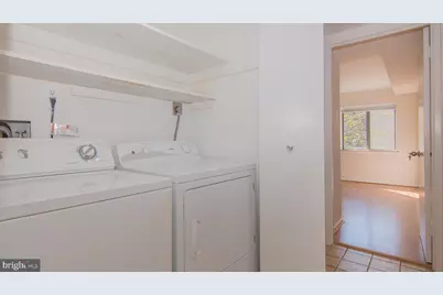 1665 Parkcrest Circle #301, Reston, VA 20190 - Photo 21