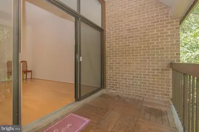 1665 Parkcrest Circle #301, Reston, VA 20190 - Photo 23