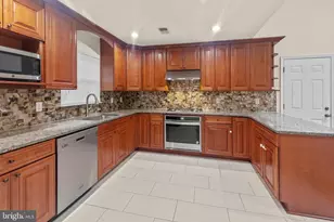 4528 Waverly Crossing Ln, Chantilly, VA 20151 - Photo 31