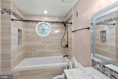 4528 Waverly Crossing Lane, Chantilly, VA 20151 - Photo 9