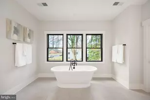 623 Echols St SE, Vienna, VA 22180 - Photo 45