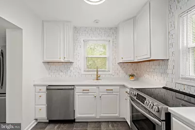 5005 Rosemont Avenue, Alexandria, VA 22309 - Photo 9