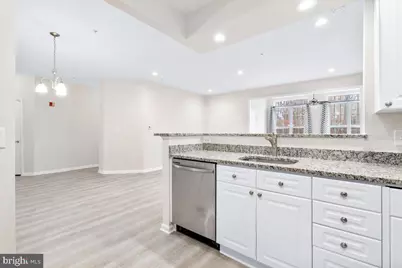 7708 Haynes Point Way #9B, Alexandria, VA 22315 - Photo 7