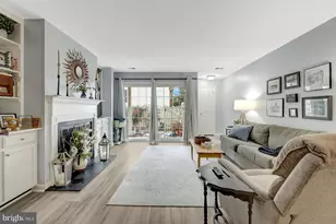 10205 Ashbrooke Ct, Oakton, VA 22124 - Photo 7