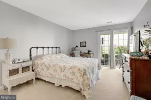 10205 Ashbrooke Ct, Oakton, VA 22124 - Photo 5