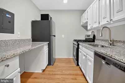 2907 Charing Cross Road #14, Falls Church, VA 22042 - Photo 9