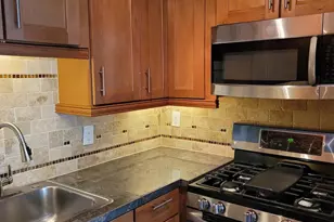 8002 Chanute Pl, Falls Church, VA 22042 - Photo 5