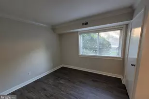 8002 Chanute Pl, Falls Church, VA 22042 - Photo 13