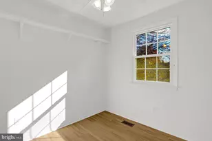 9911 Whitewater Dr, Burke, VA 22015 - Photo 19