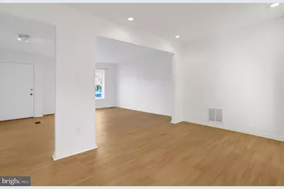 9911 Whitewater Drive, Burke, VA 22015 - Photo 15