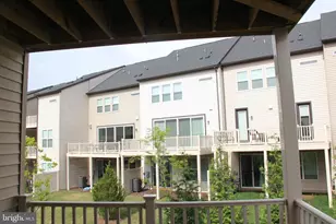 4975 Longmire Wy, Chantilly, VA 20151 - Photo 3