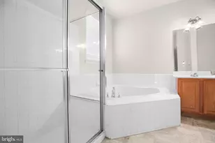 8934 Milford Haven Ct, Lorton, VA 22079 - Photo 21