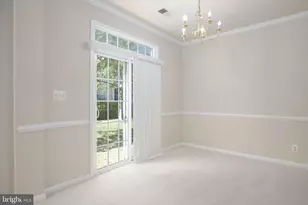 8934 Milford Haven Ct, Lorton, VA 22079 - Photo 9