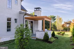 9605 Georgetown Pike, Great Falls, VA 22066 - Photo 21