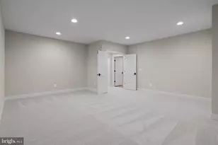 7605 Burnside Ct, Falls Church, VA 22043 - Photo 87