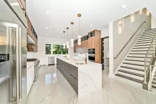 2209 Hunter Mill Rd, Vienna, VA 22181 - Photo 23