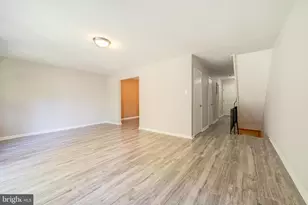 8322 Highcliffe Ct, Annandale, VA 22003 - Photo 7