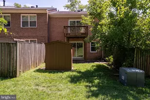 8322 Highcliffe Ct, Annandale, VA 22003 - Photo 37