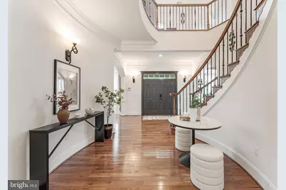 829 Golden Arrow Street, Great Falls, VA 22066 - Photo 9