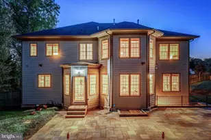 829 Golden Arrow St, Great Falls, VA 22066 - Photo 89