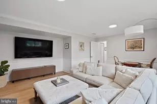 9123 Cherrytree Dr, Alexandria, VA 22309 - Photo 23