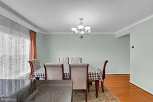 7930 Peyton Forest Trail, Annandale, VA 22003 - Photo 11