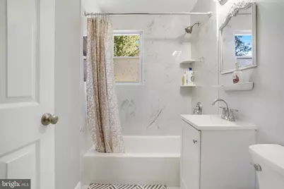 6908 Barrett, Falls Church, VA 22042 - Photo 29